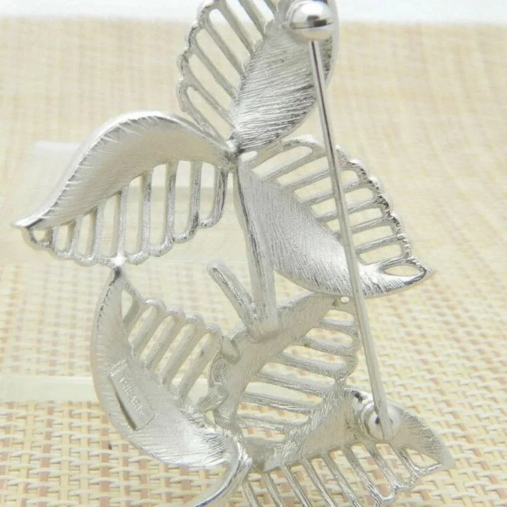 Crown TRIFARI Silver Tone Double Leaf Pin Brooch